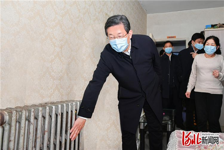 王東峰在石暗訪檢查供暖工作：時刻關心民生冷暖(圖4)